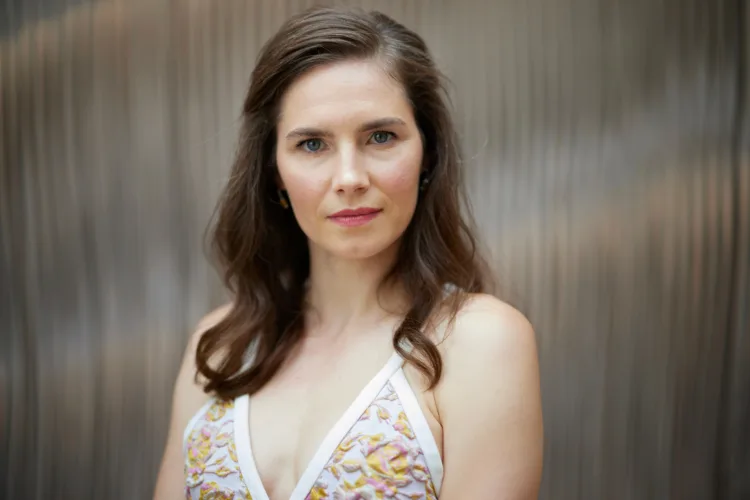Amanda Knox defends comedy show as honoring her murdered former roommate